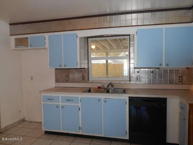 Photo of 1105 Coronado Drive