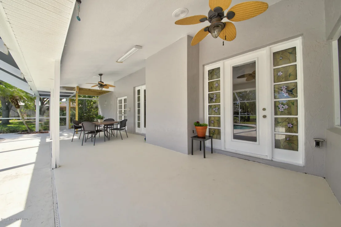 Photo of 2164 Royal Oaks Drive