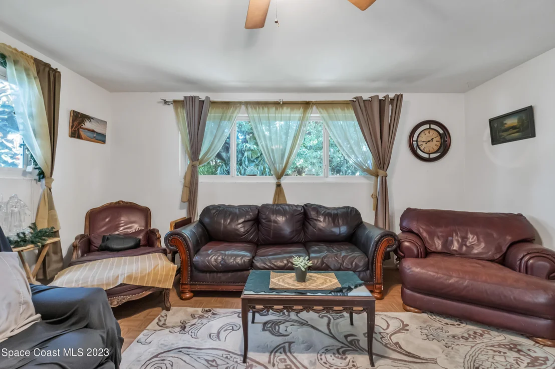 Photo of 1205 Princeton Road