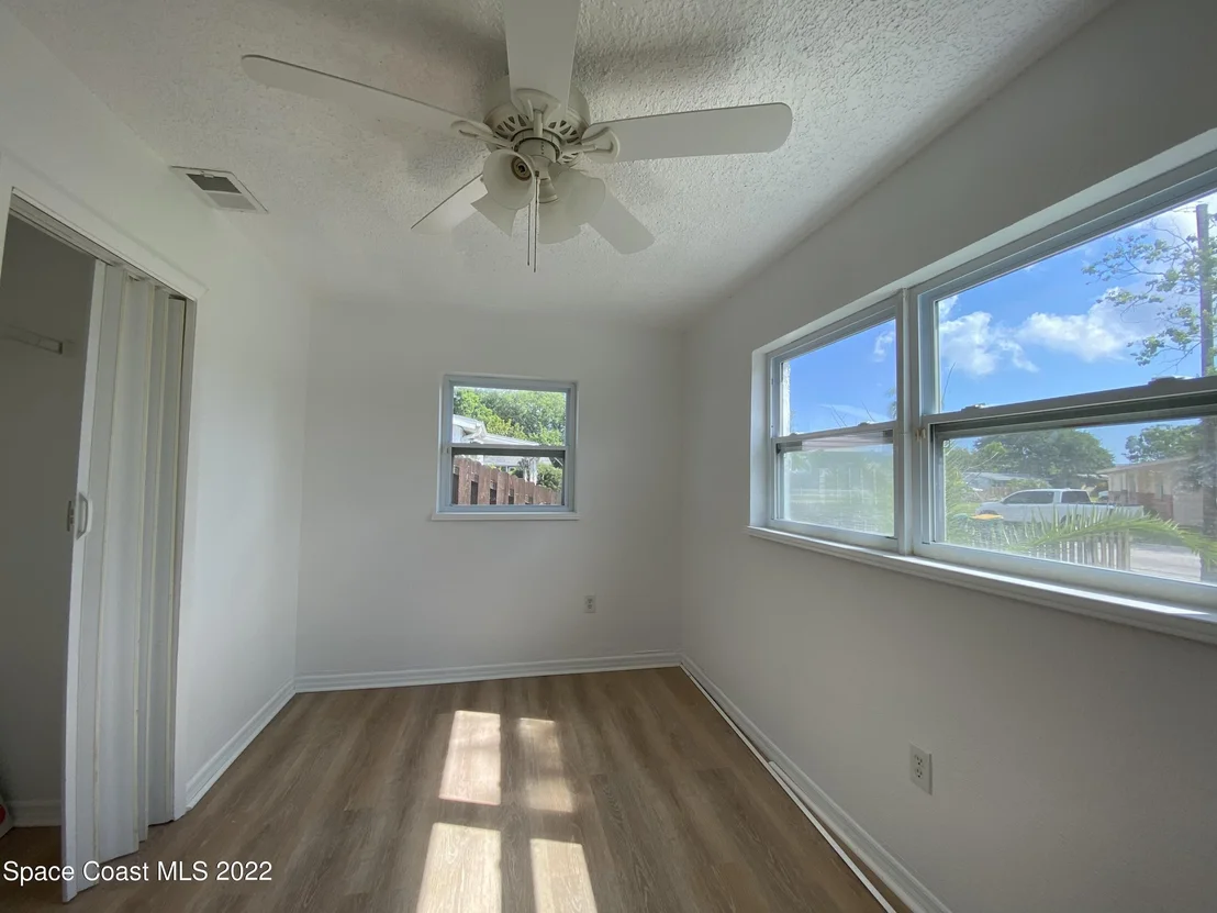 Photo of 4120 Duke Street