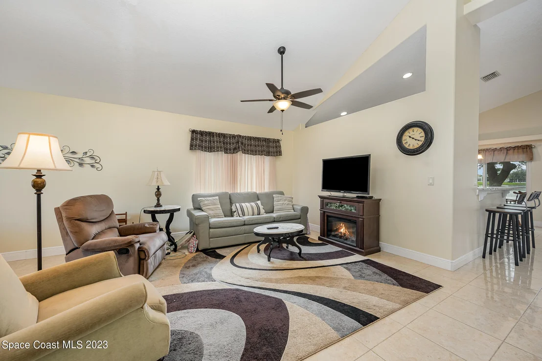 Photo of 2181 Stratford Pointe Drive