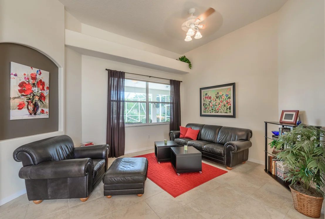 Photo of 858 Thrasher Drive