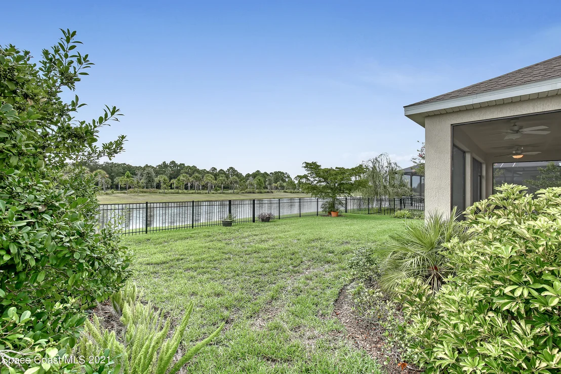 Photo of 8072 Strom Park Drive