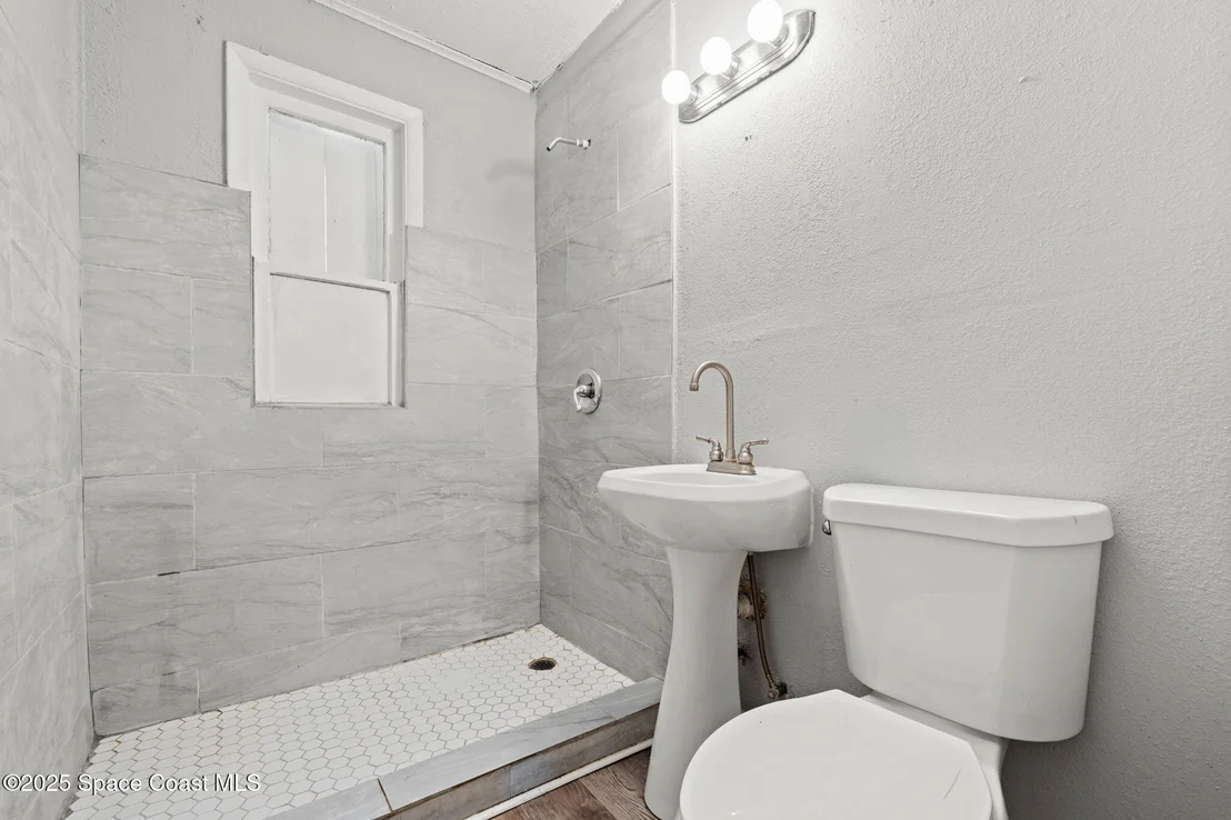 Photo of 1417 Walter Street