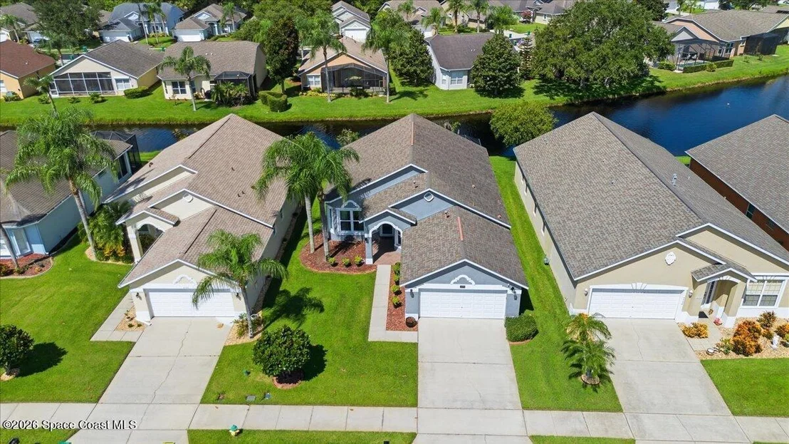 Photo of 4570 Portage Trail