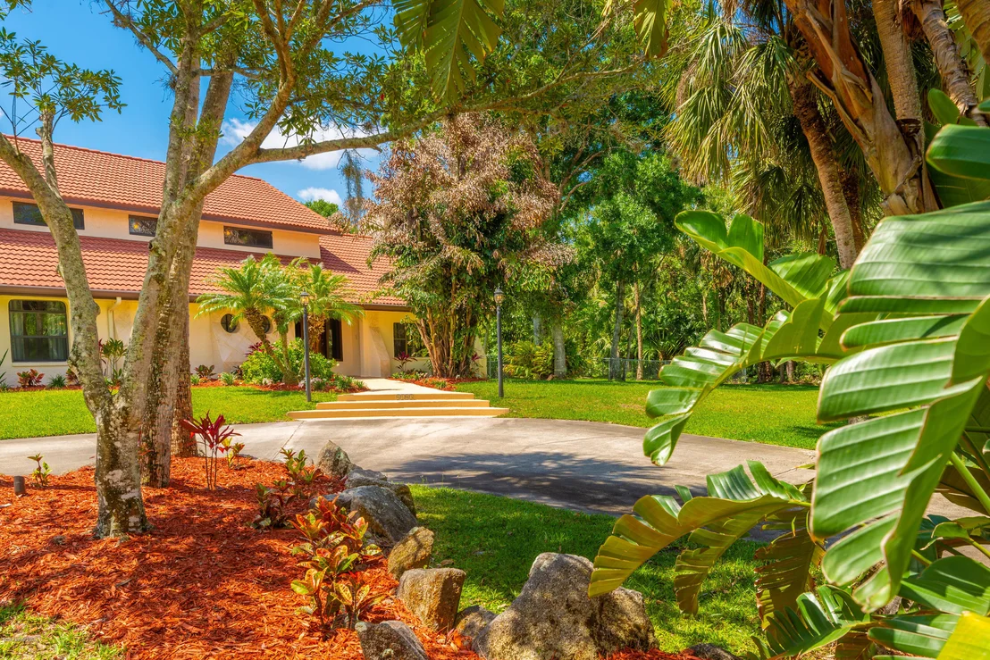 Photo of 4103 Deerwood Trail