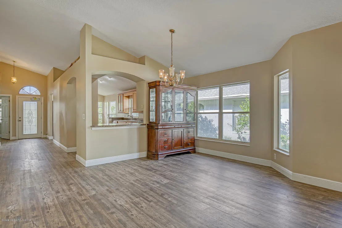 Photo of 3916 Saint Armens Circle