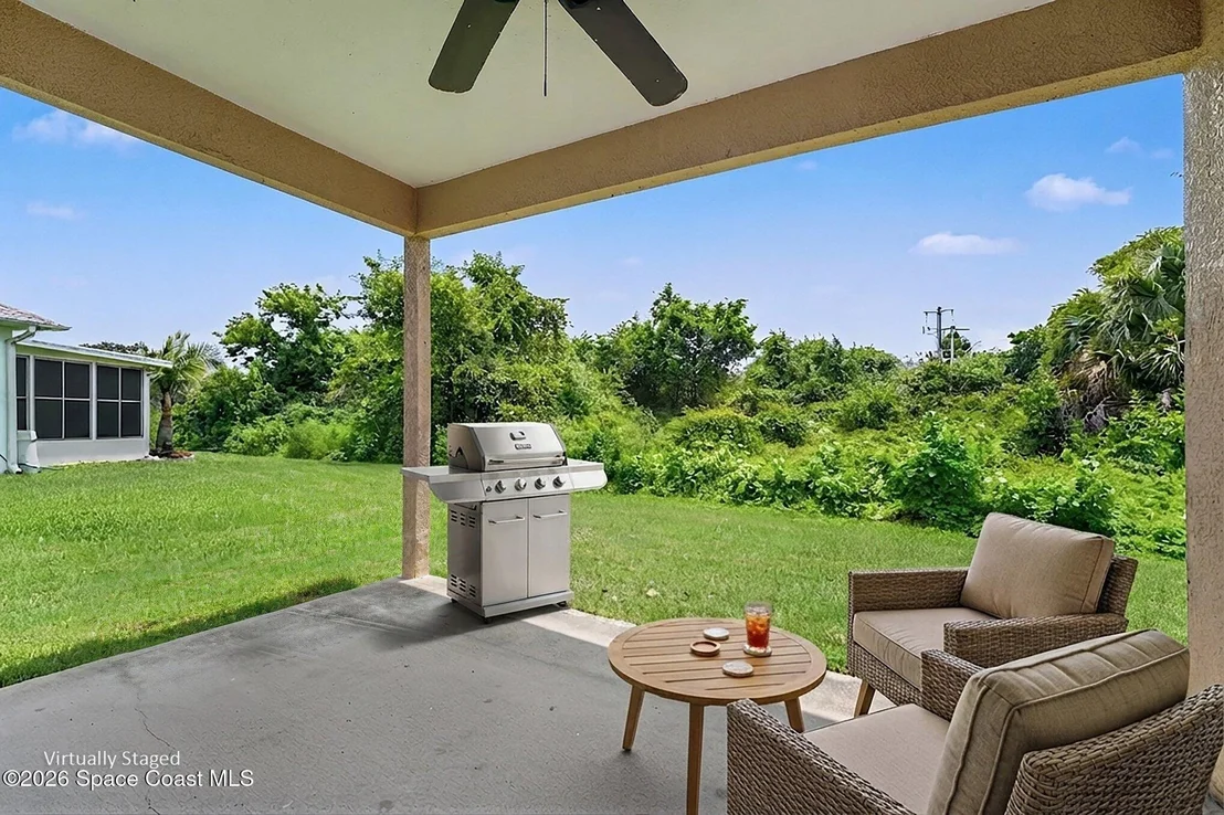 Photo of 2476 Hidden Pine Lane NE
