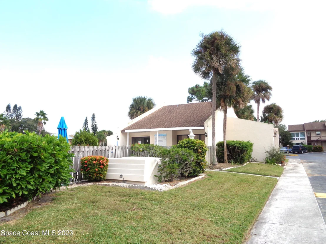 Photo of Unit 4D at 2500 Eagle Drive