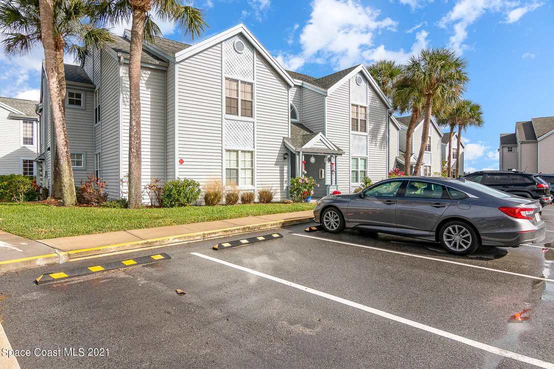 Photo of Unit 202 at 7350 N Highway 1