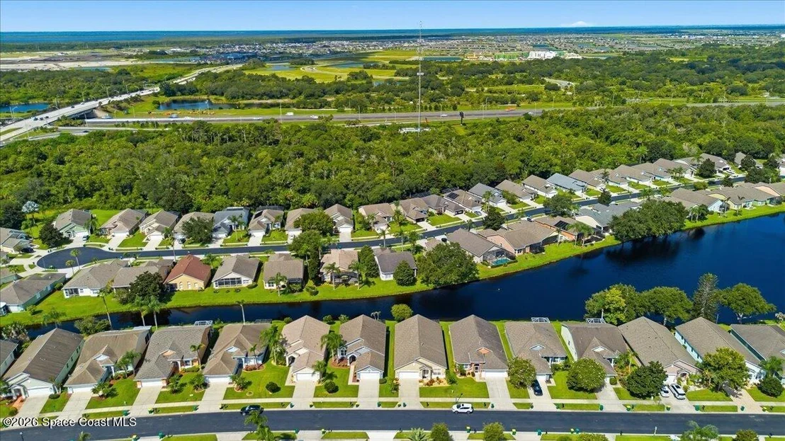 Photo of 4570 Portage Trail