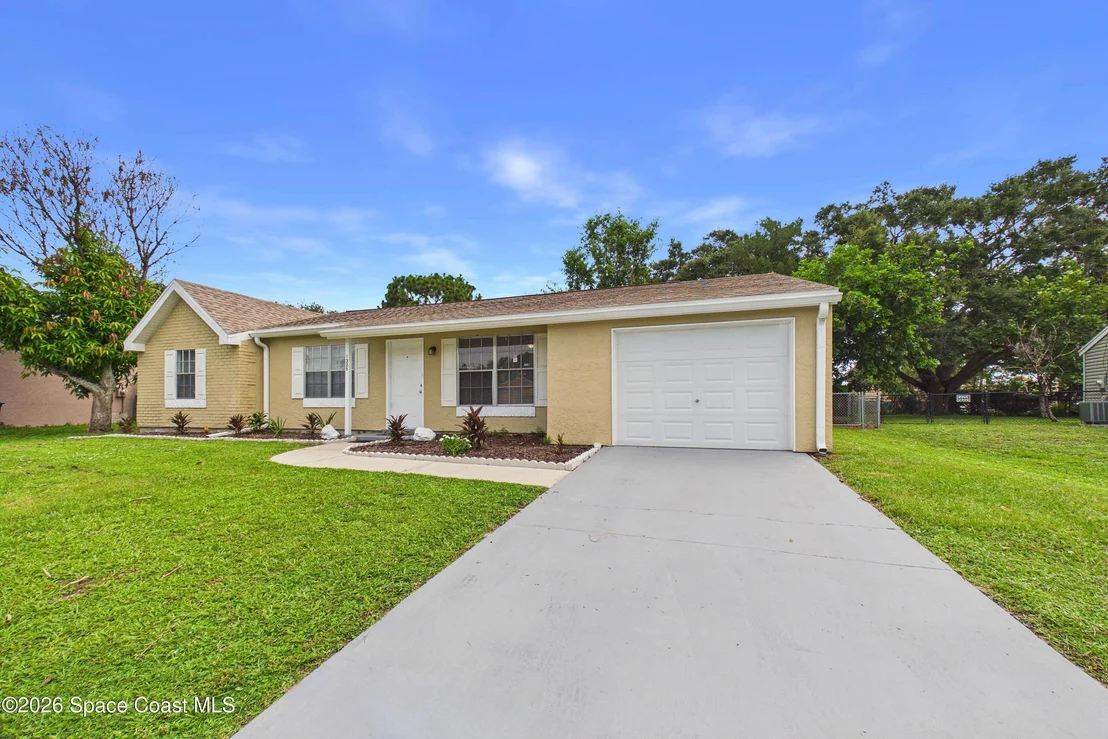 Photo of 1325 Ethel Circle NE