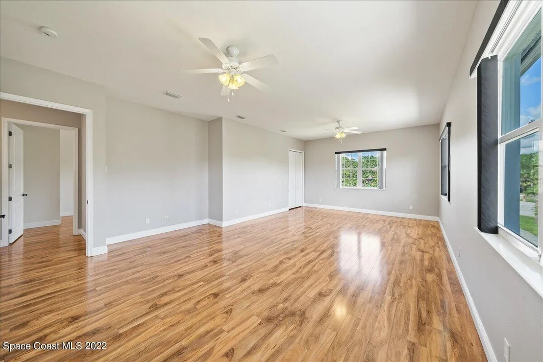 Photo of 5660 Willoughby Drive