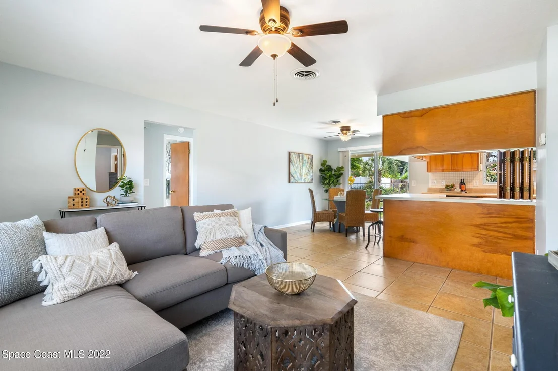 Photo of 973 Cardon Drive
