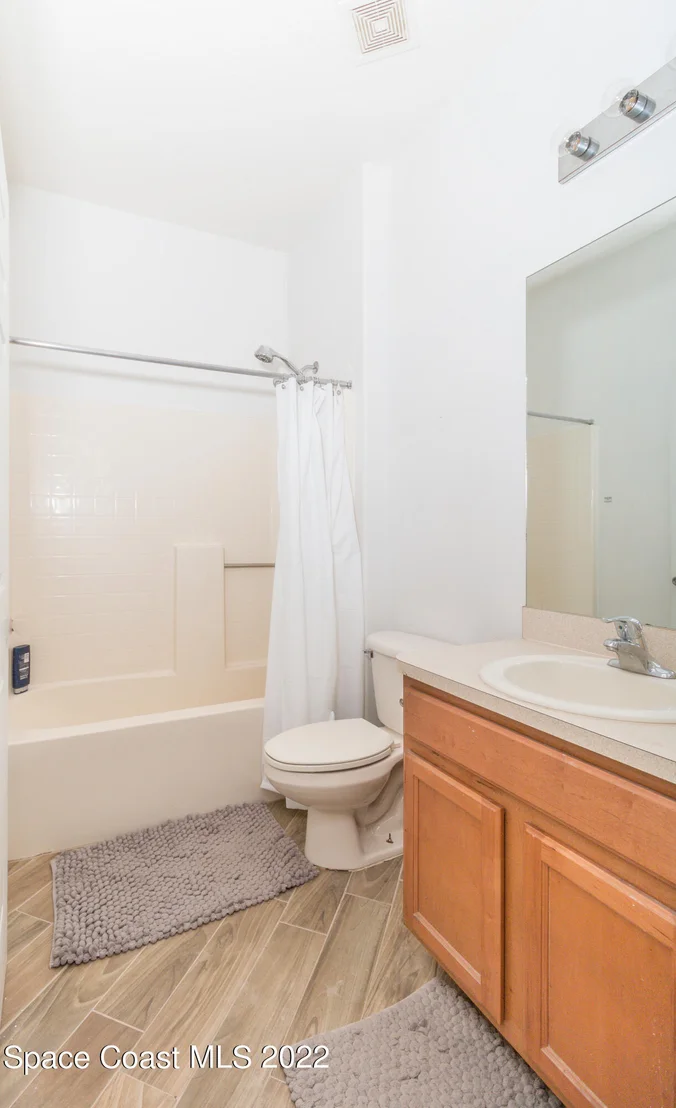 Photo of 6345 Ainsworth Road