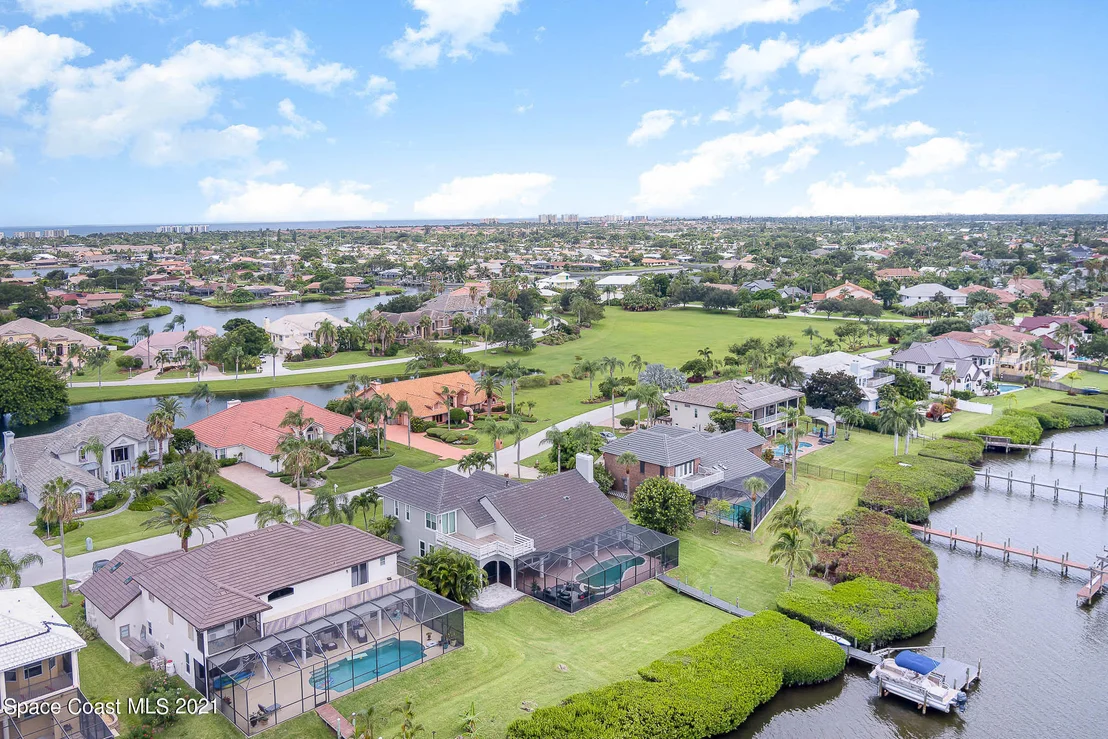 Photo of 412 Lanternback Island Drive