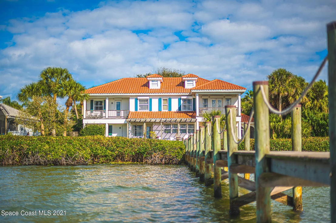 Photo of 176 Bayshore Drive