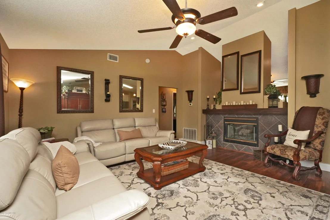 Photo of 939 Pine Baugh Street