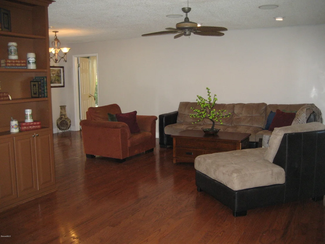 Photo of 2 Oliphant Circle