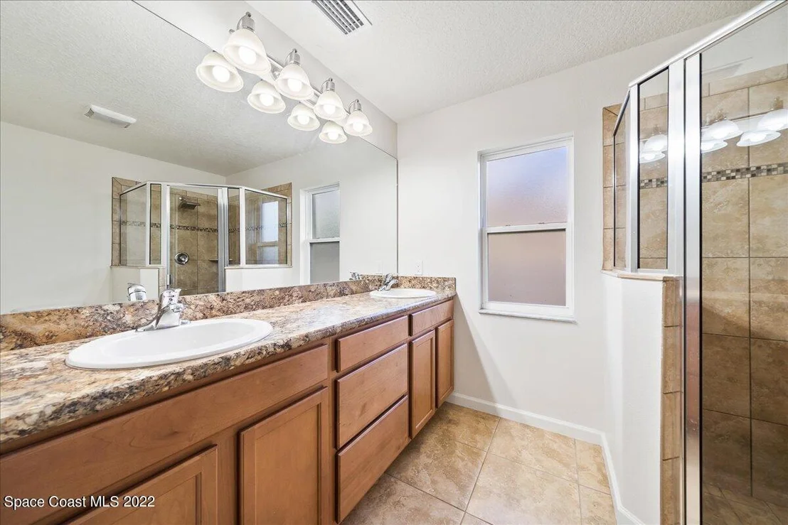 Photo of 6175 Adina Road
