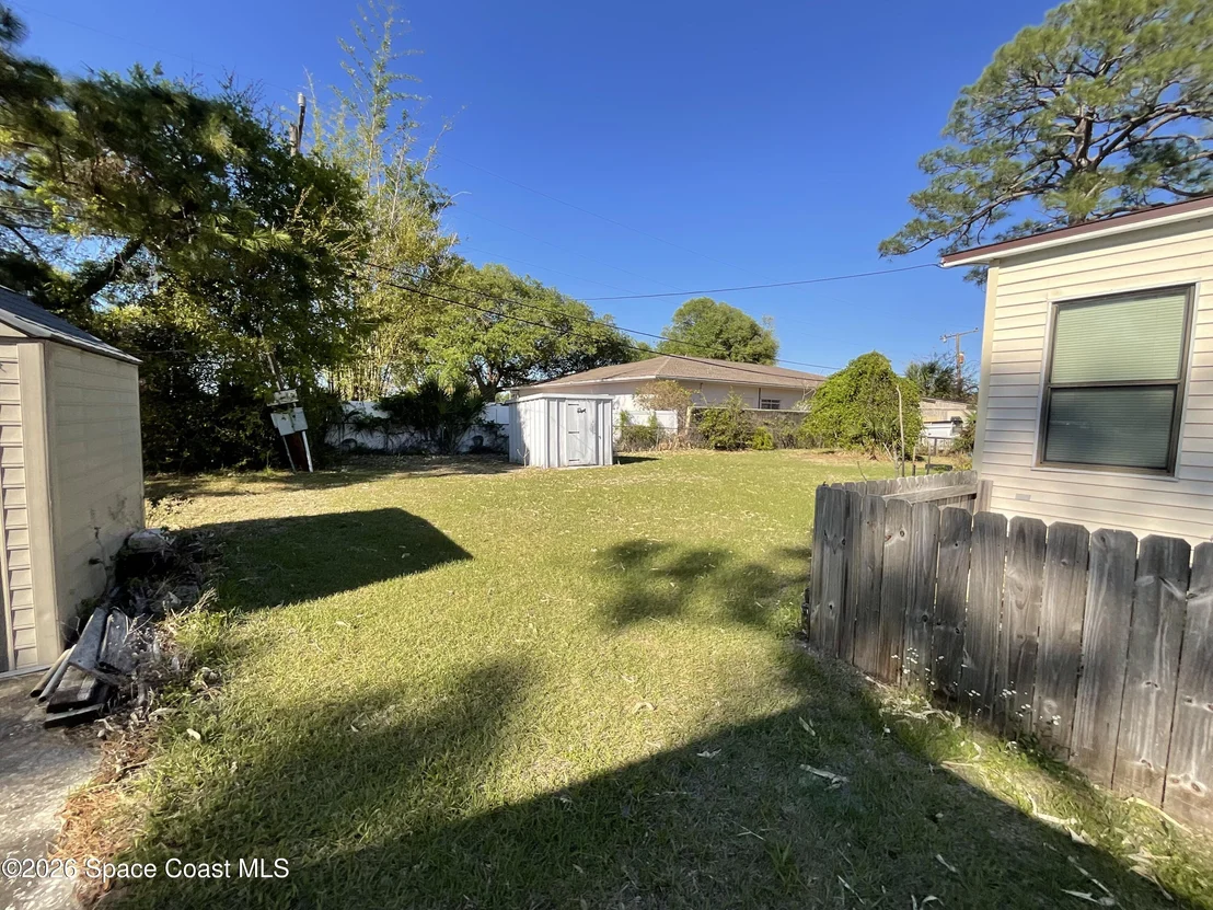 Photo of 844 Cardinal Avenue