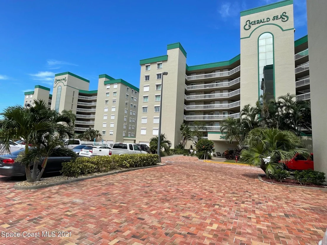 Photo of Unit 607 at 3400 Ocean Beach Boulevard