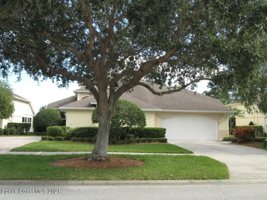 Photo of 1965 Golf Vista Boulevard