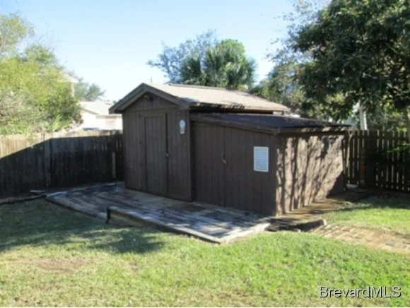Photo of 6875 Cedar