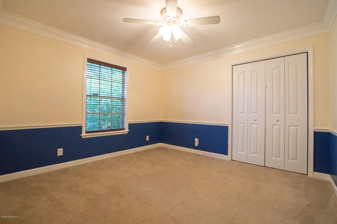 Photo of 652 Gilbert Drive NE