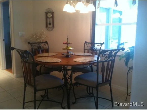 Photo of 2480 S Lewis