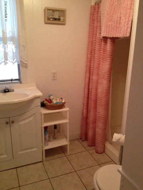 Photo of 351 Robyn Street