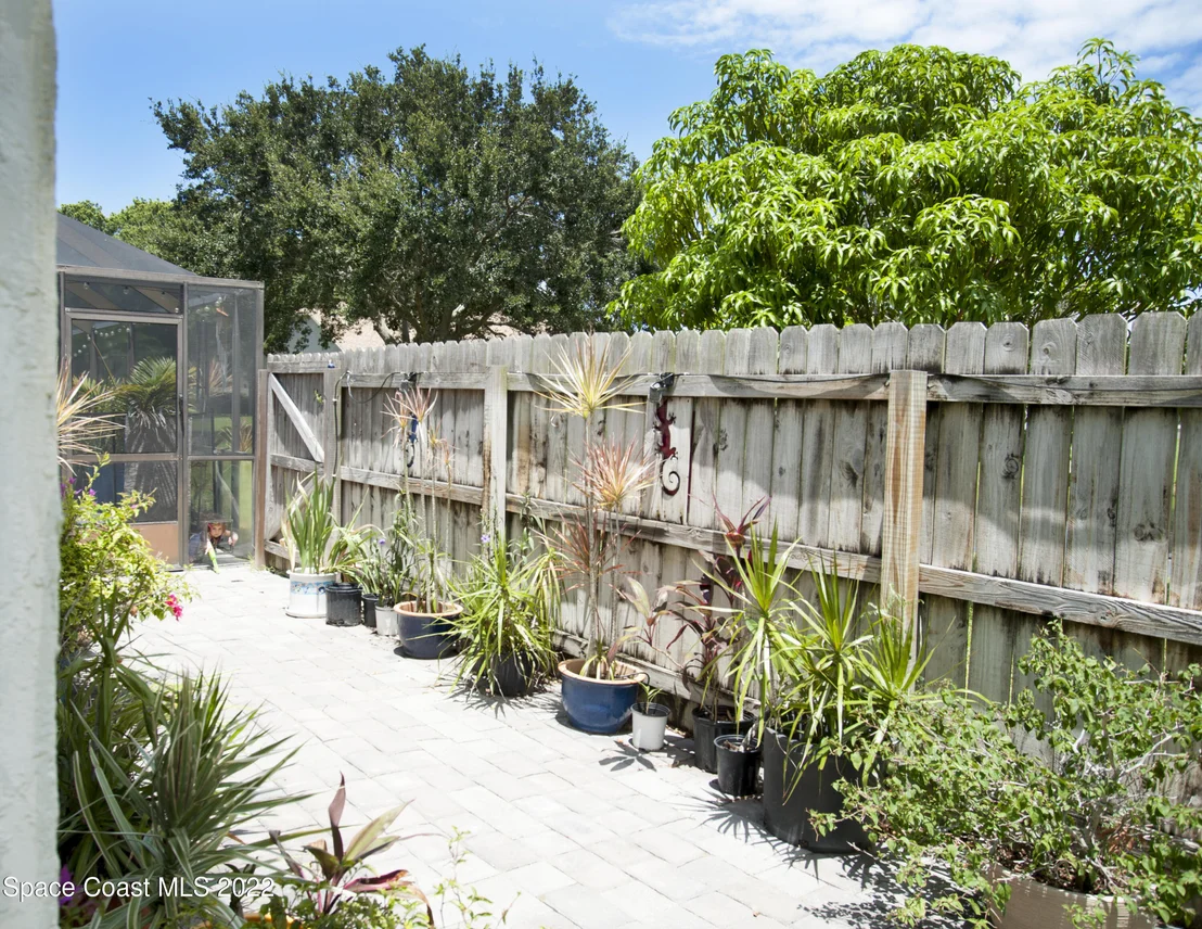 Photo of 968 Pelican Lane
