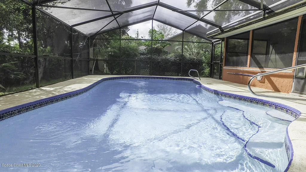 Photo of 214 Jeannie Drive