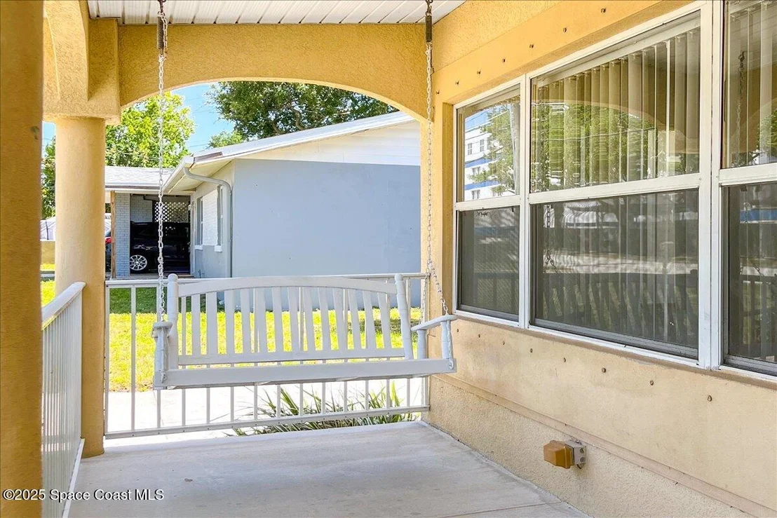 Photo of 1020 Seminole Drive