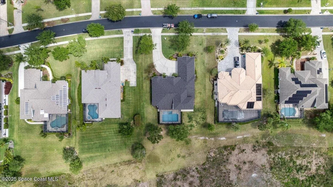 Photo of 2100 Windbrook Drive SE