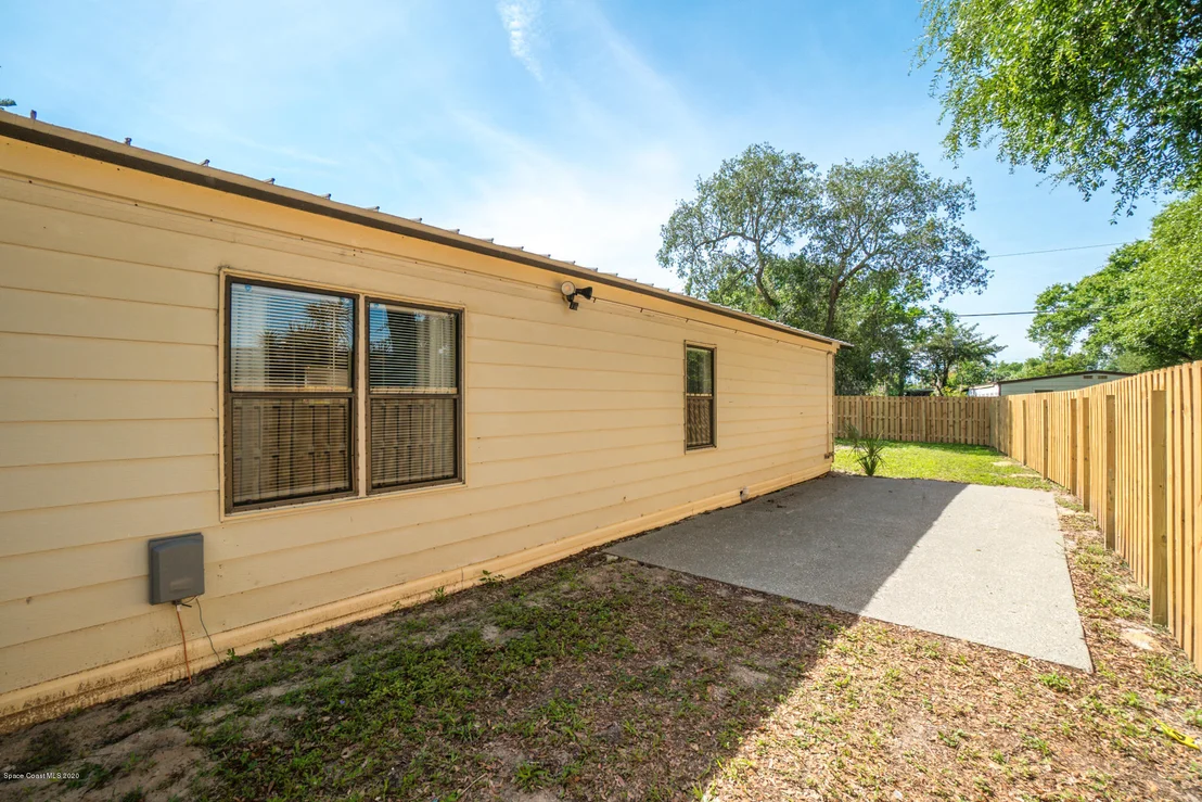Photo of 105 Vanguard Circle