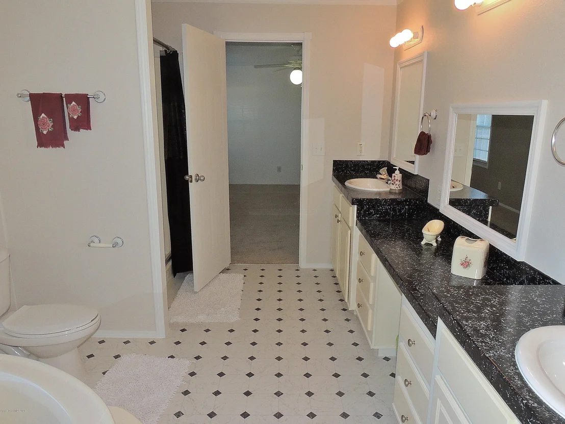 Photo of 855 Phillis Way