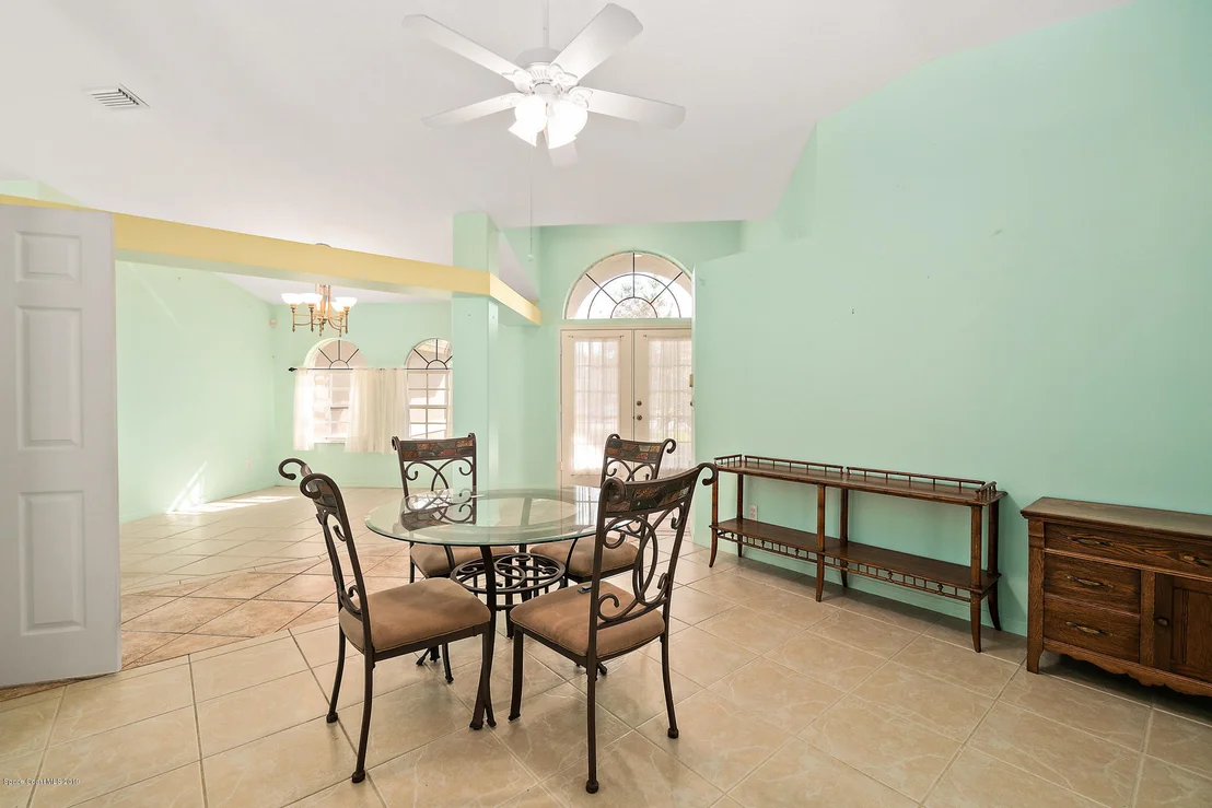 Photo of 800 Crossbow Drive
