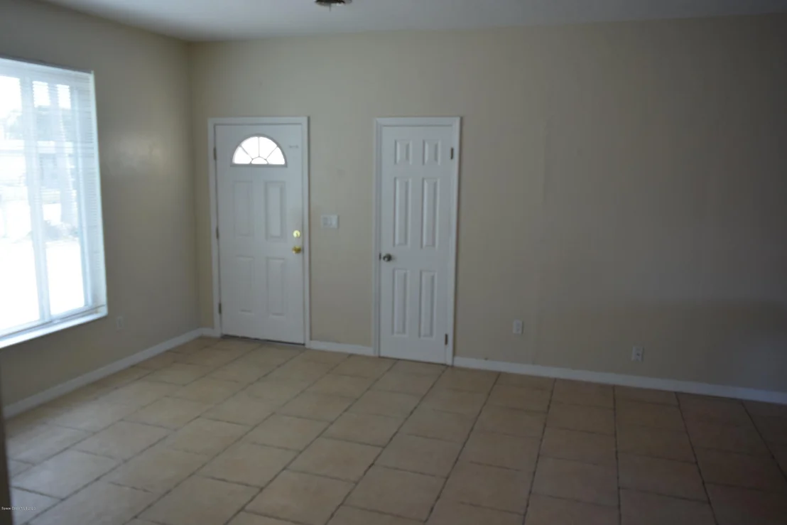 Photo of 3033 Dairy Terrace NE