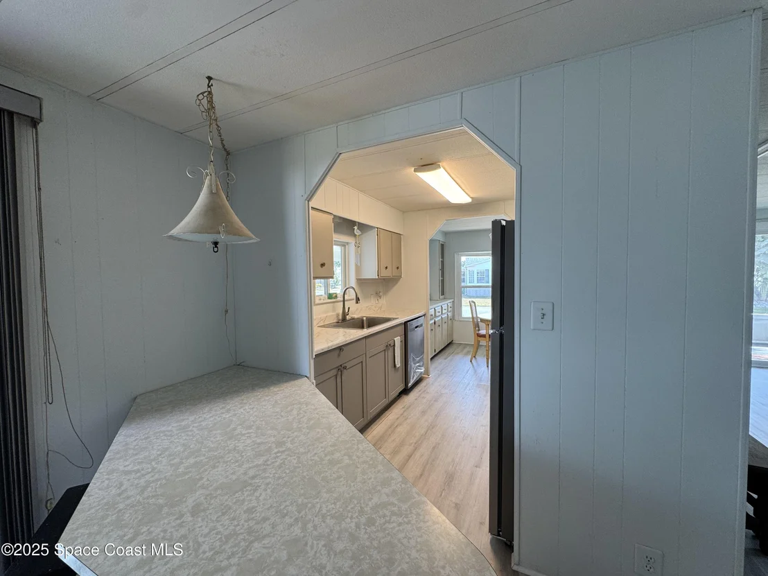 Photo of 939 Laurel Circle