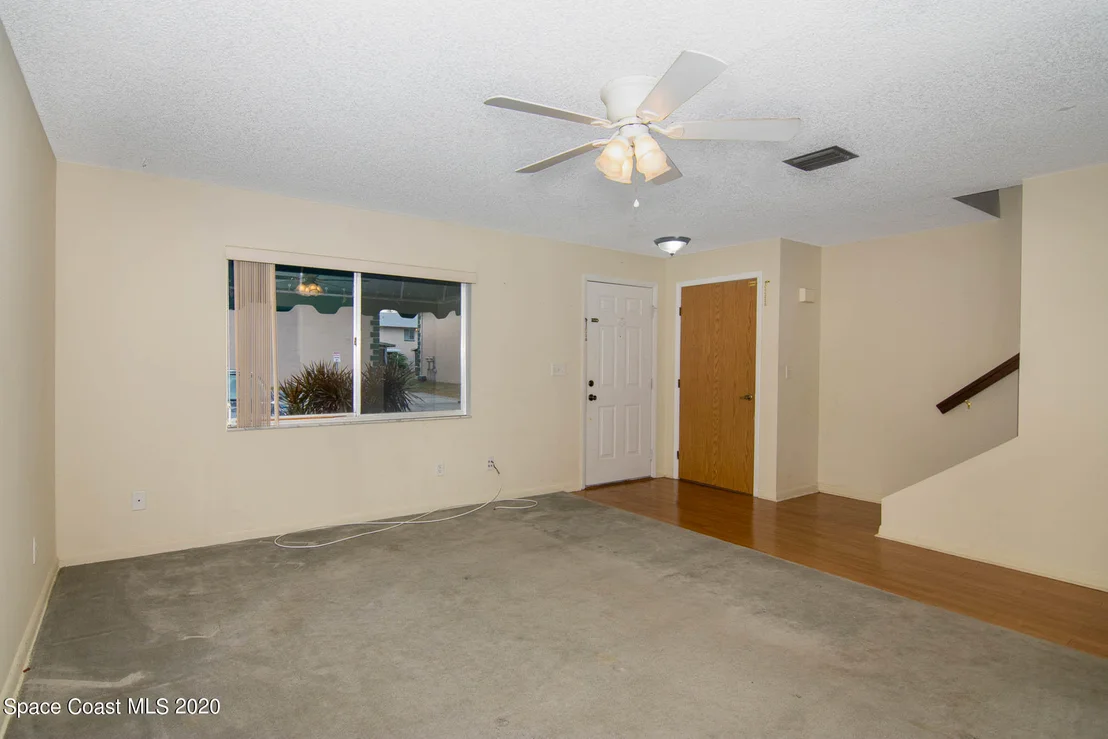 Photo of Unit 40 at 1882 Murrell Road