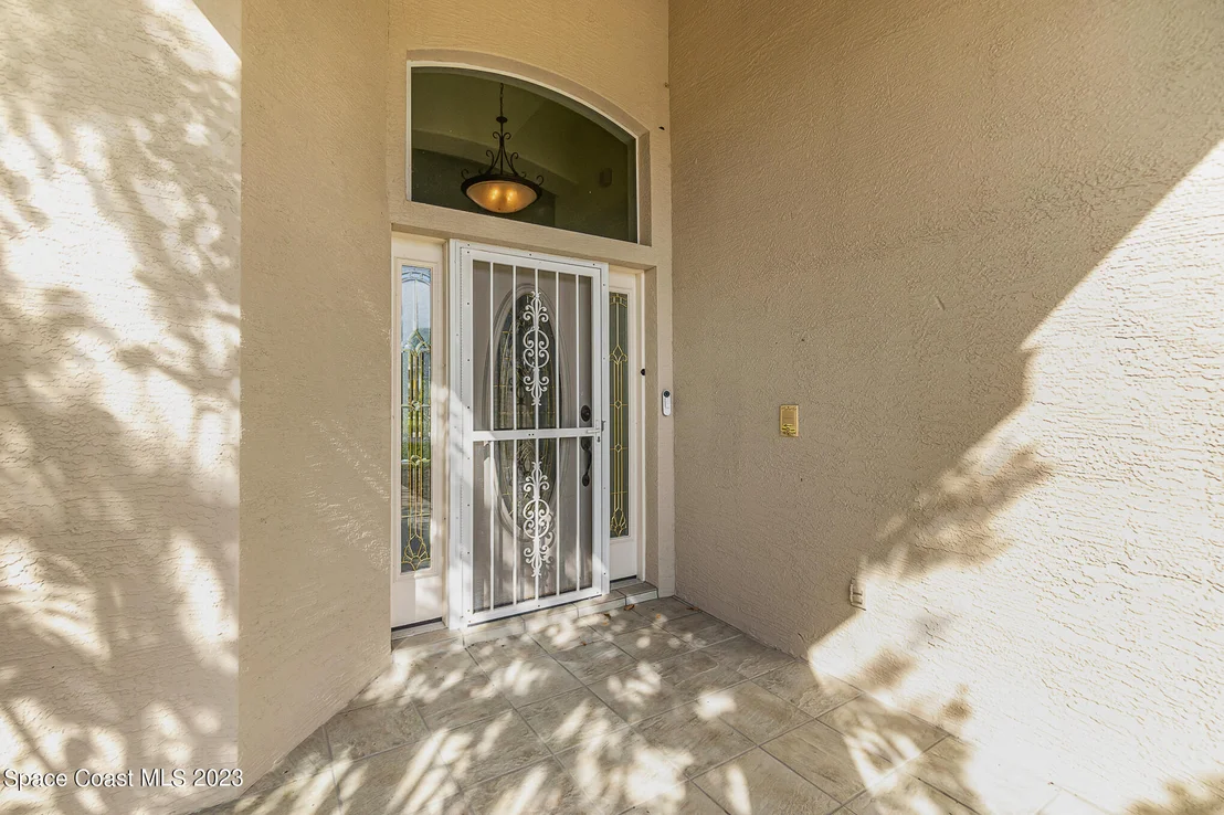 Photo of 990 Starling Way