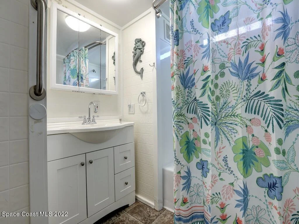 Photo of Unit 0 at 7550 Blackhawk Road