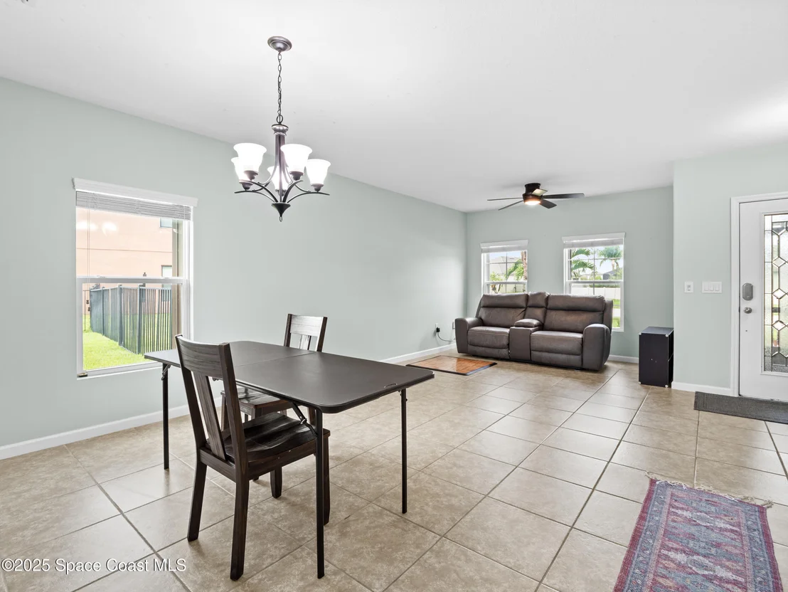 Photo of 850 Fiddleleaf Circle
