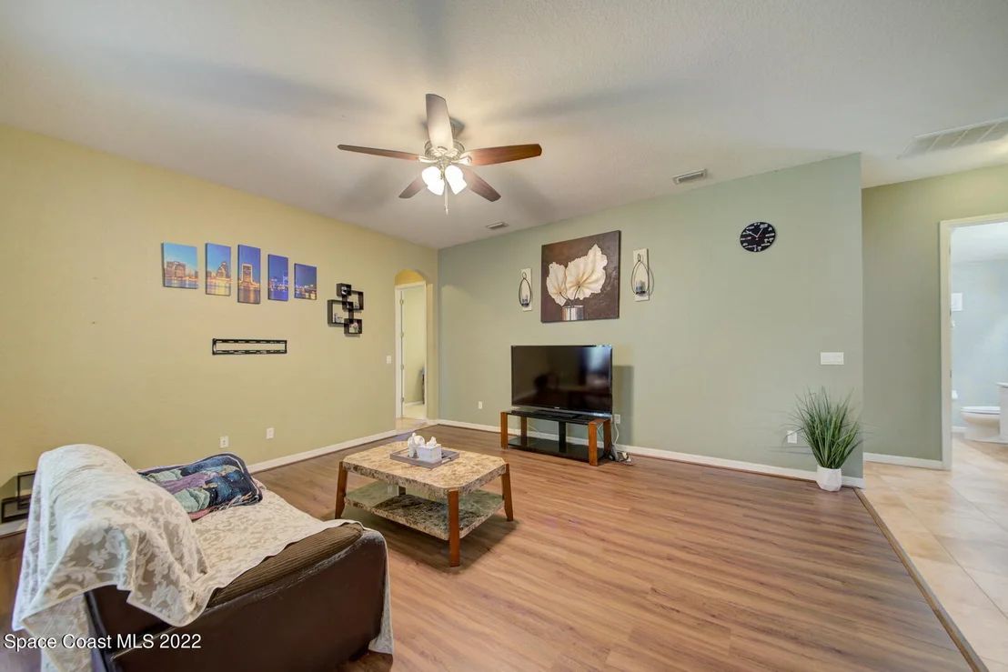 Photo of 4748 Chastain Drive