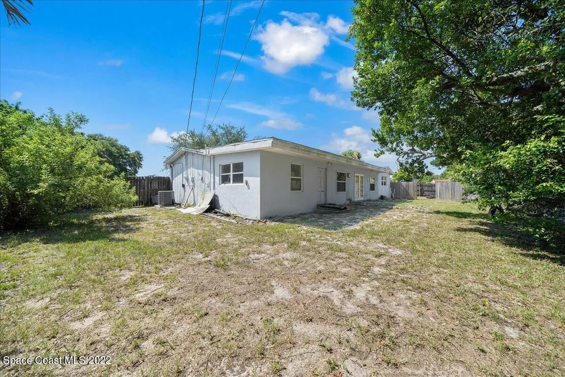 Photo of 1266 Bianca Drive NE