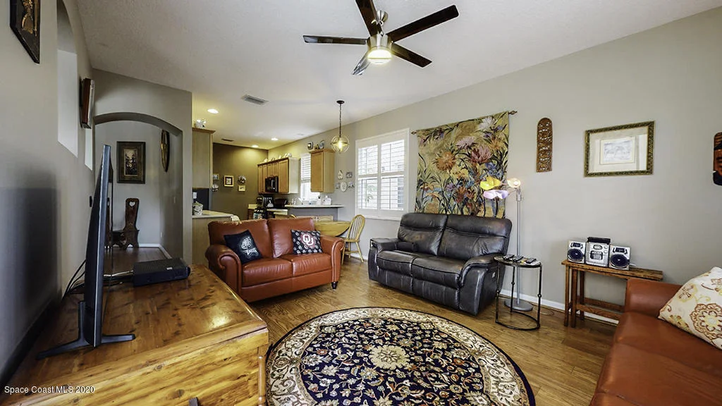 Photo of 8221 Simpkins Way
