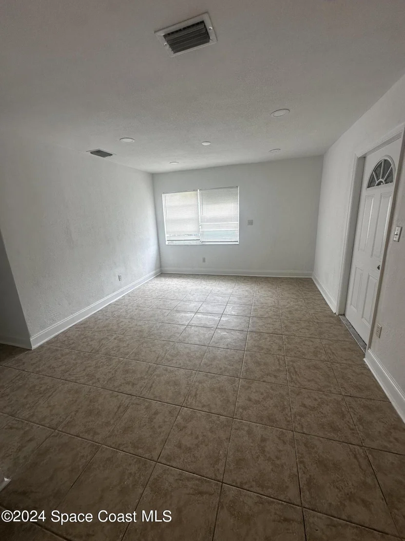 Photo of 3109 Swift Street