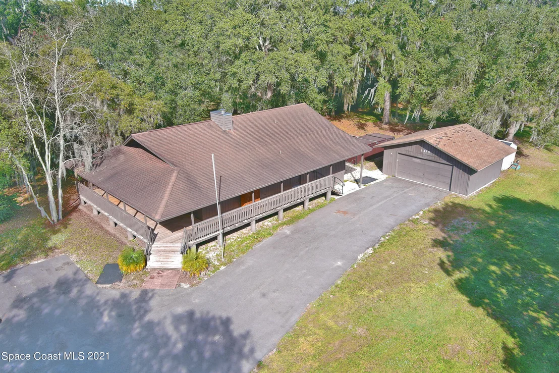 Photo of 1375 War Eagle Boulevard