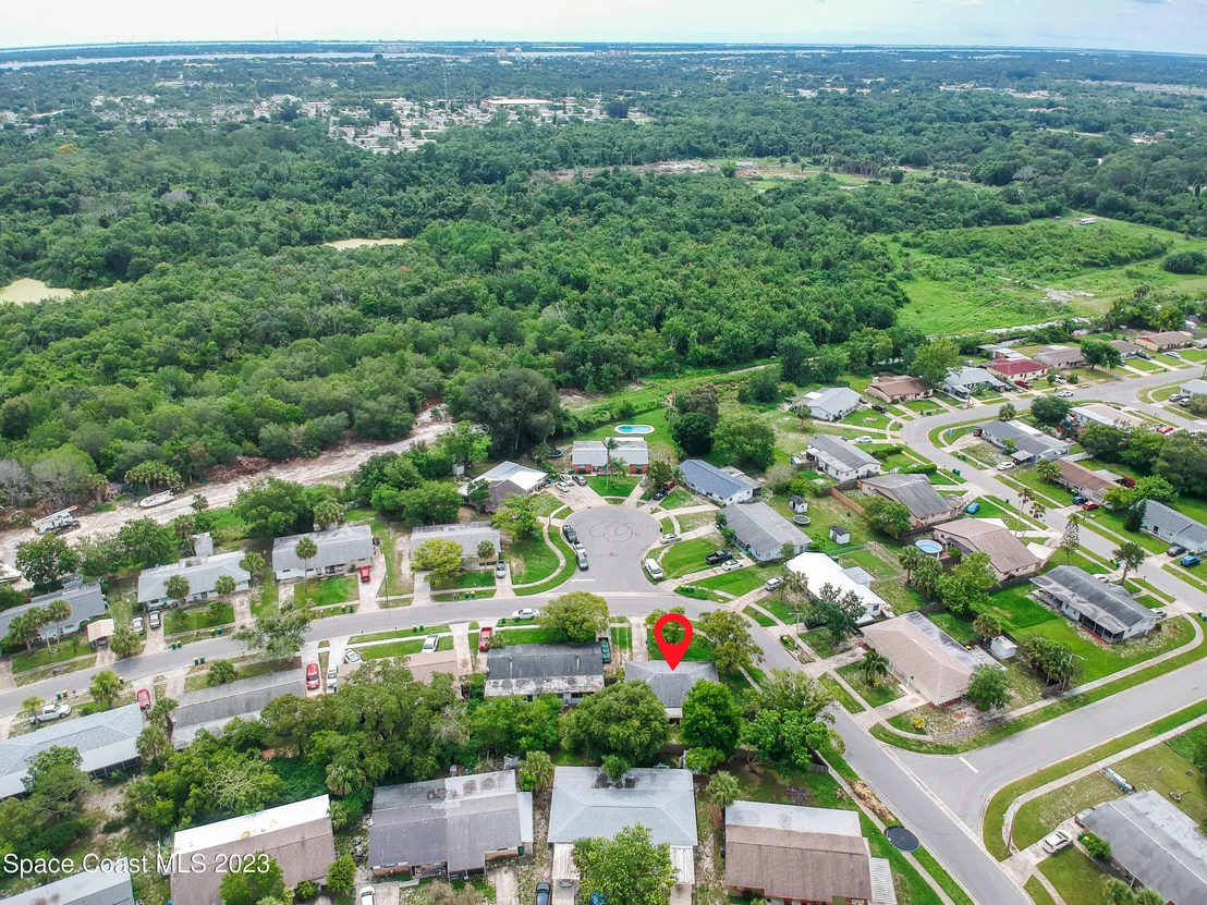 Photo of 746 Venus Drive